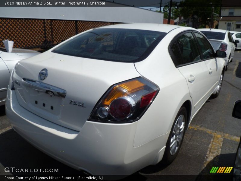 Winter Frost White / Charcoal 2010 Nissan Altima 2.5 SL