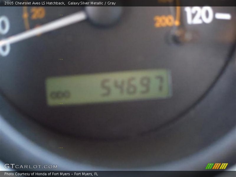 Galaxy Silver Metallic / Gray 2005 Chevrolet Aveo LS Hatchback