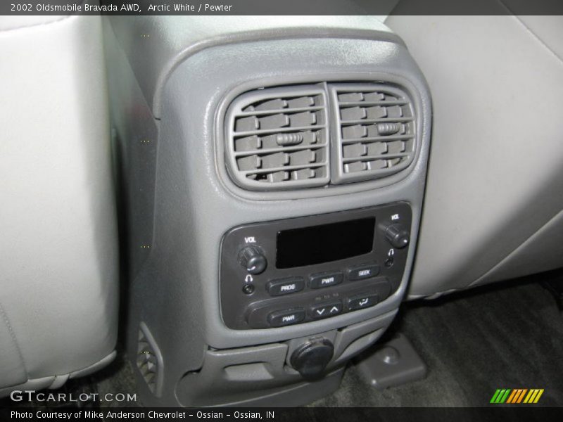 Controls of 2002 Bravada AWD