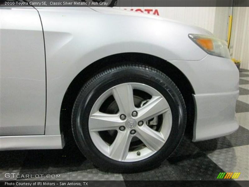 Classic Silver Metallic / Ash Gray 2010 Toyota Camry SE