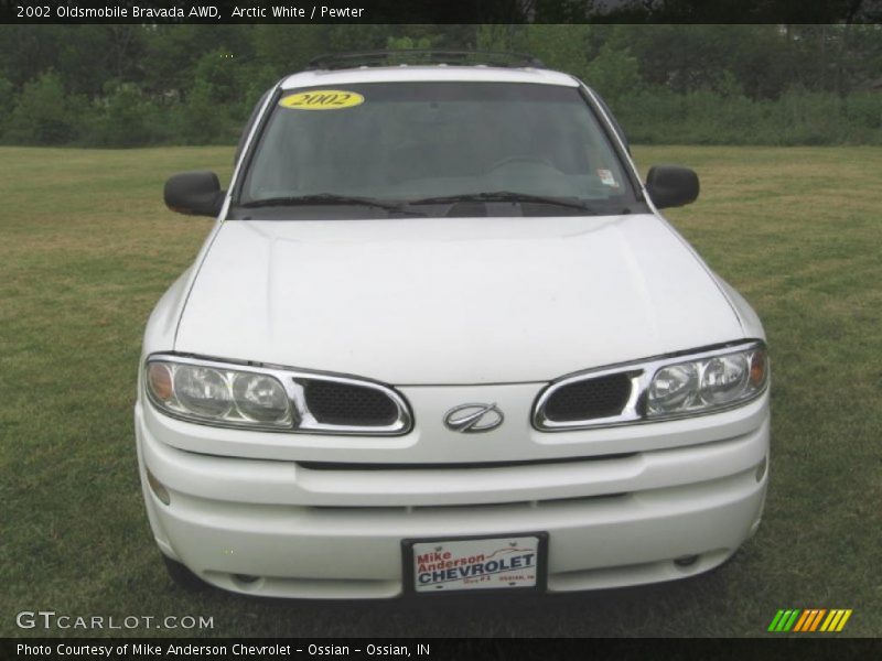 Arctic White / Pewter 2002 Oldsmobile Bravada AWD