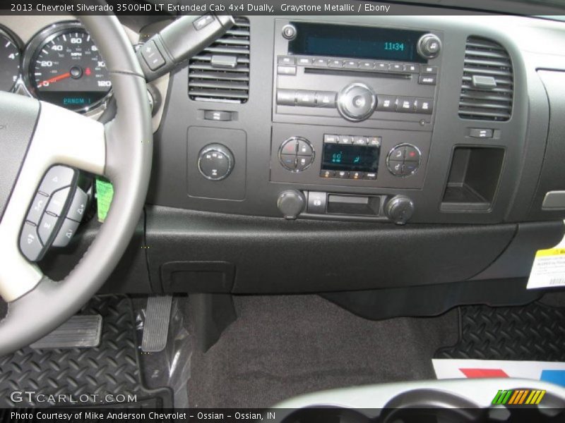 Controls of 2013 Silverado 3500HD LT Extended Cab 4x4 Dually