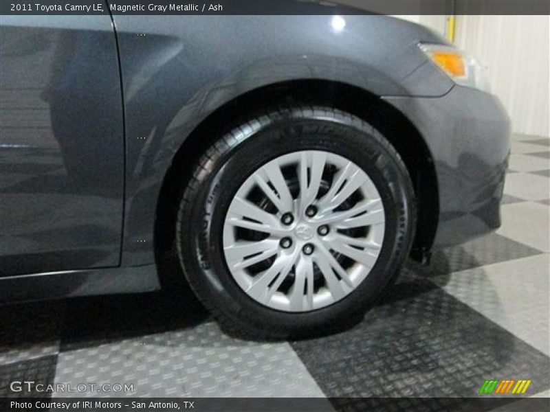 Magnetic Gray Metallic / Ash 2011 Toyota Camry LE