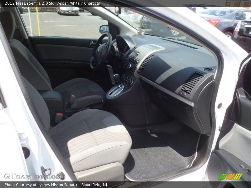 Aspen White / Charcoal 2012 Nissan Sentra 2.0 SR