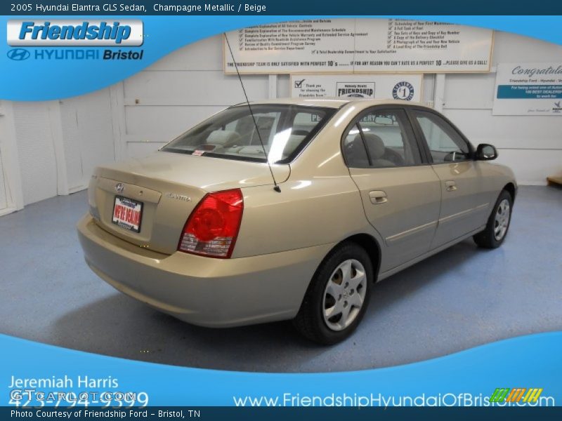 Champagne Metallic / Beige 2005 Hyundai Elantra GLS Sedan