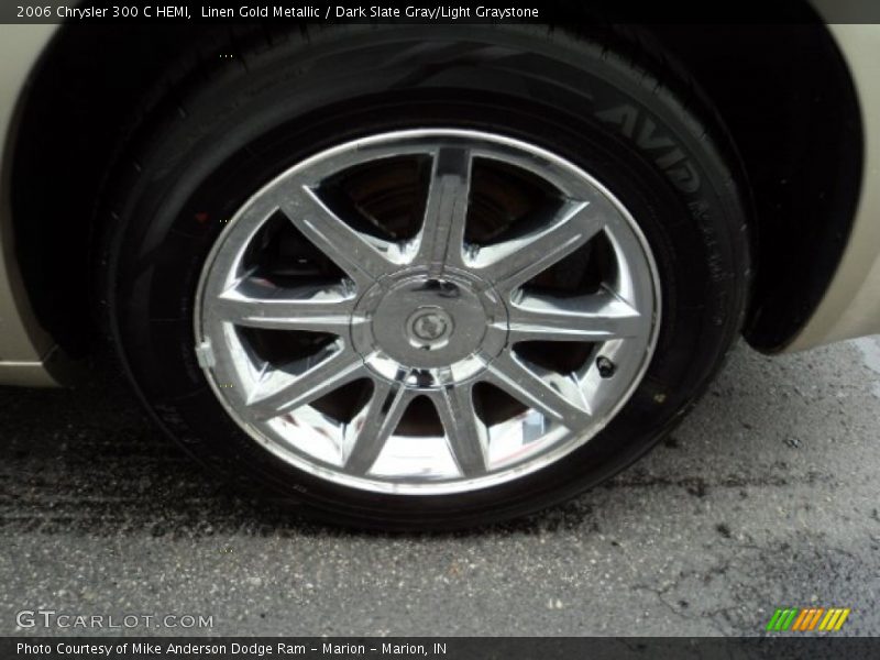 Linen Gold Metallic / Dark Slate Gray/Light Graystone 2006 Chrysler 300 C HEMI