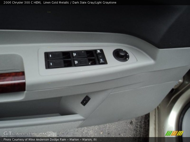 Linen Gold Metallic / Dark Slate Gray/Light Graystone 2006 Chrysler 300 C HEMI