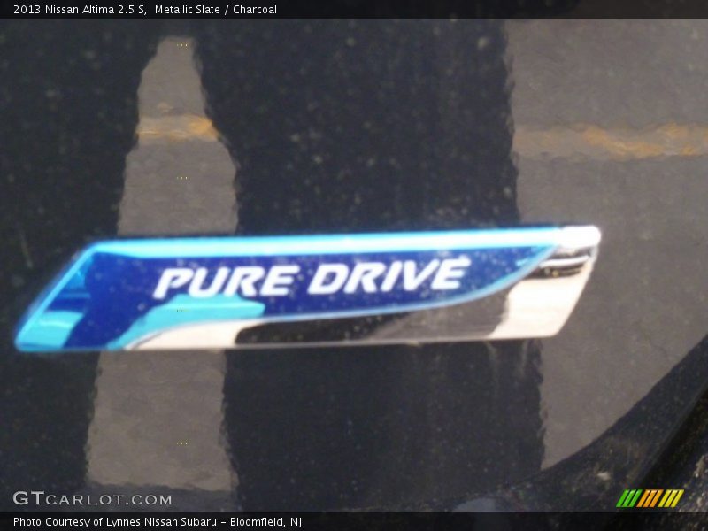 Metallic Slate / Charcoal 2013 Nissan Altima 2.5 S