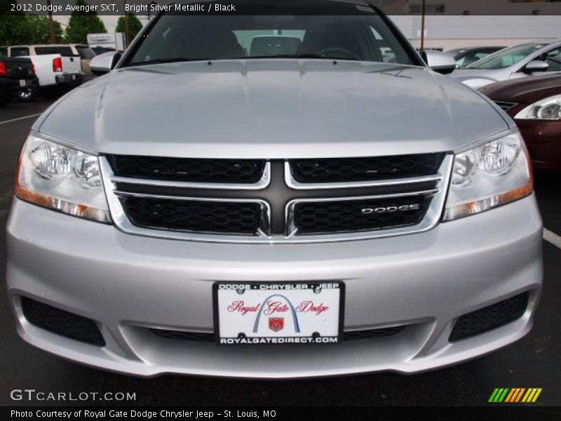 Bright Silver Metallic / Black 2012 Dodge Avenger SXT