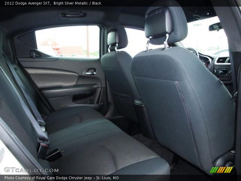 Bright Silver Metallic / Black 2012 Dodge Avenger SXT