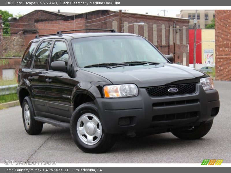 Front 3/4 View of 2003 Escape XLS V6 4WD