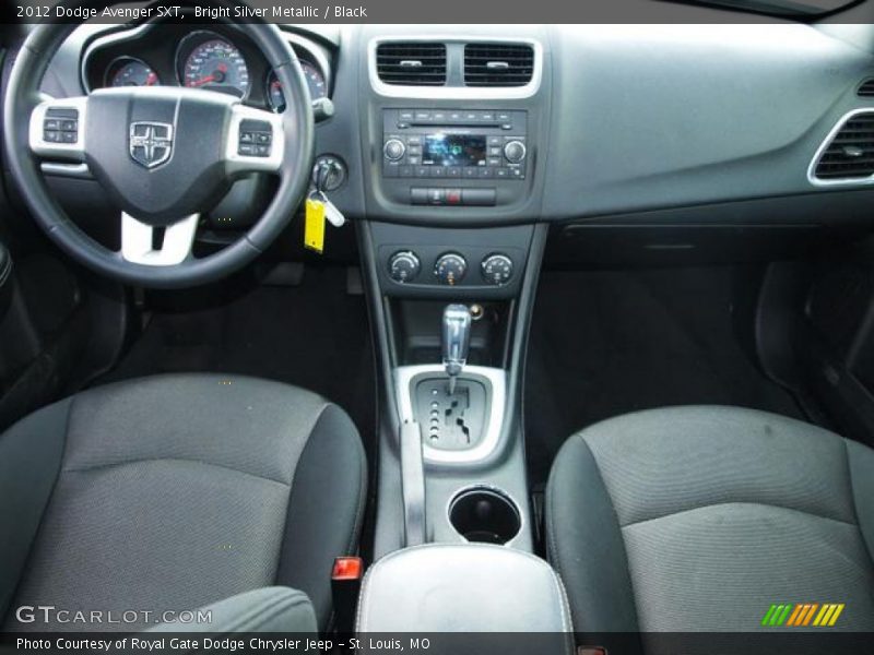 Bright Silver Metallic / Black 2012 Dodge Avenger SXT