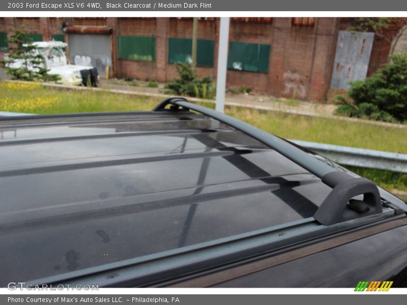 Black Clearcoat / Medium Dark Flint 2003 Ford Escape XLS V6 4WD