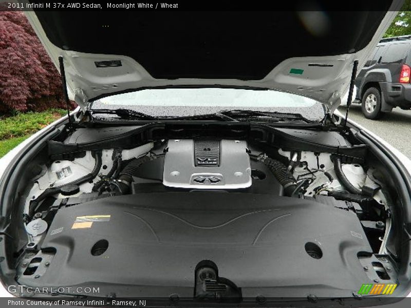 Moonlight White / Wheat 2011 Infiniti M 37x AWD Sedan