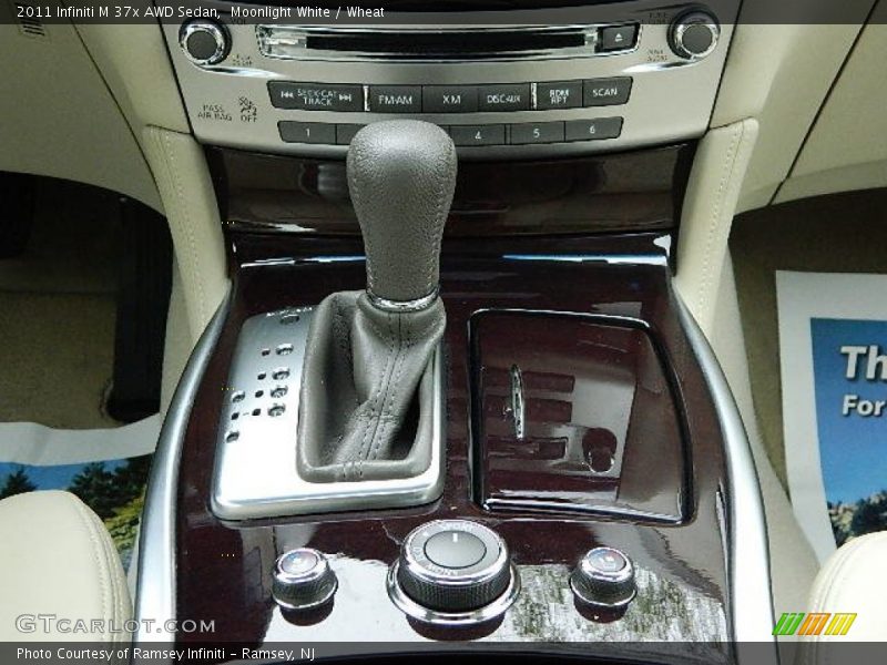 Moonlight White / Wheat 2011 Infiniti M 37x AWD Sedan