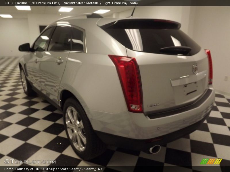 Radiant Silver Metallic / Light Titanium/Ebony 2013 Cadillac SRX Premium FWD