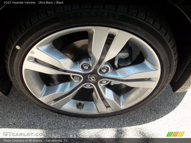 Ultra Black / Black 2013 Hyundai Veloster