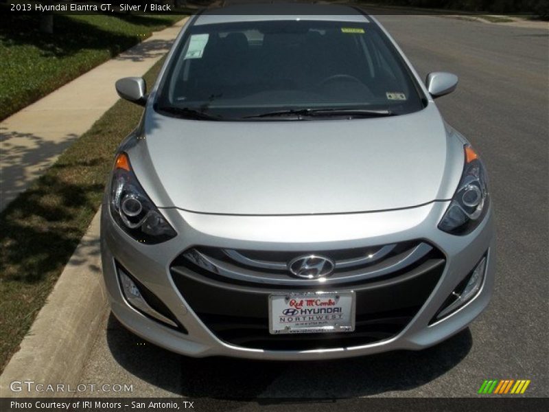 Silver / Black 2013 Hyundai Elantra GT