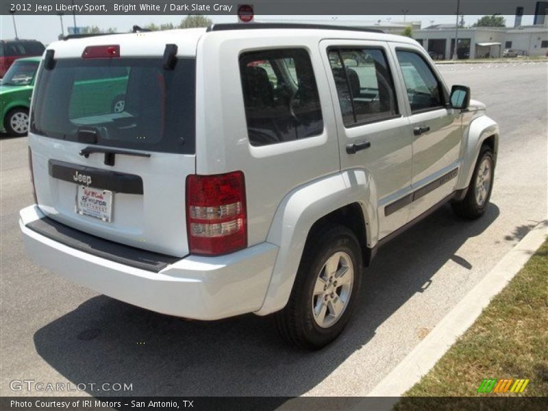 Bright White / Dark Slate Gray 2012 Jeep Liberty Sport