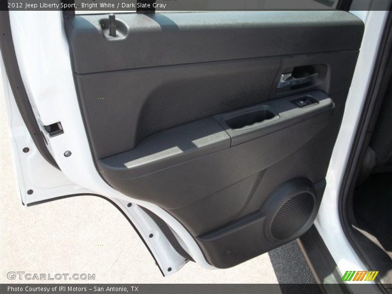 Bright White / Dark Slate Gray 2012 Jeep Liberty Sport