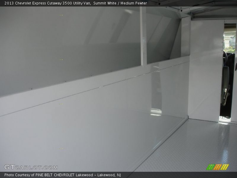 Summit White / Medium Pewter 2013 Chevrolet Express Cutaway 3500 Utility Van