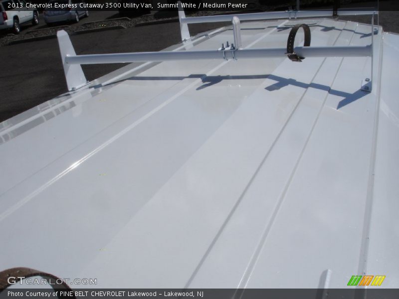 Summit White / Medium Pewter 2013 Chevrolet Express Cutaway 3500 Utility Van