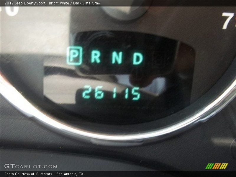 Bright White / Dark Slate Gray 2012 Jeep Liberty Sport
