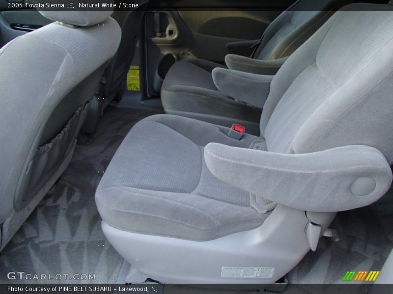 Natural White / Stone 2005 Toyota Sienna LE