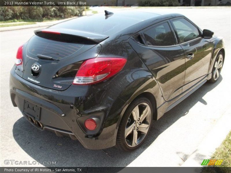 Ultra Black / Blue 2013 Hyundai Veloster Turbo