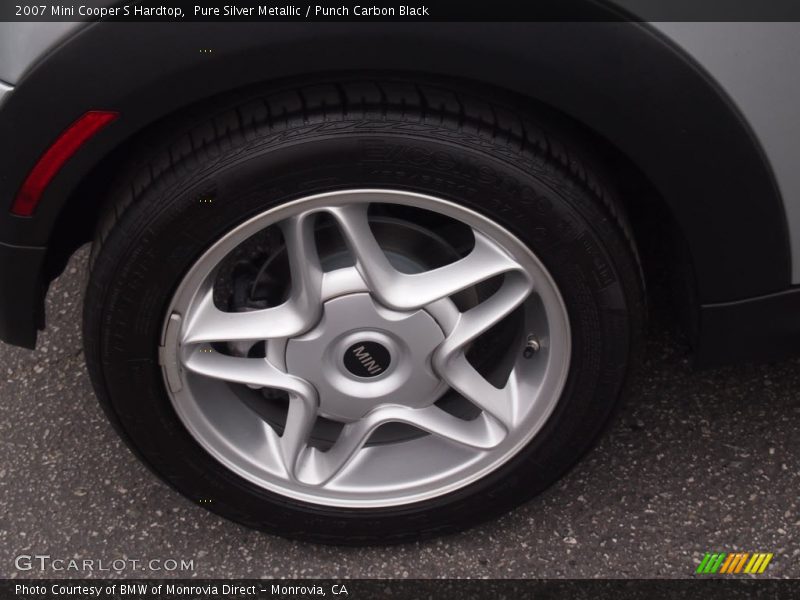 Pure Silver Metallic / Punch Carbon Black 2007 Mini Cooper S Hardtop