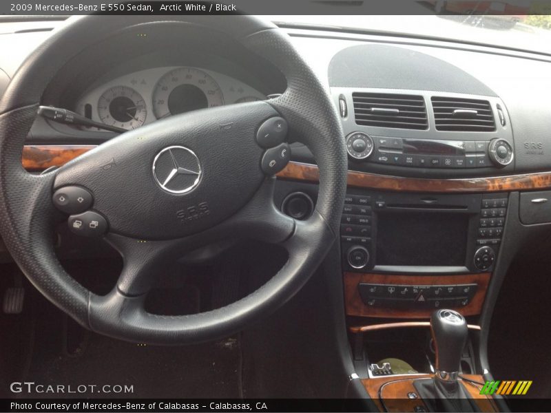 Arctic White / Black 2009 Mercedes-Benz E 550 Sedan