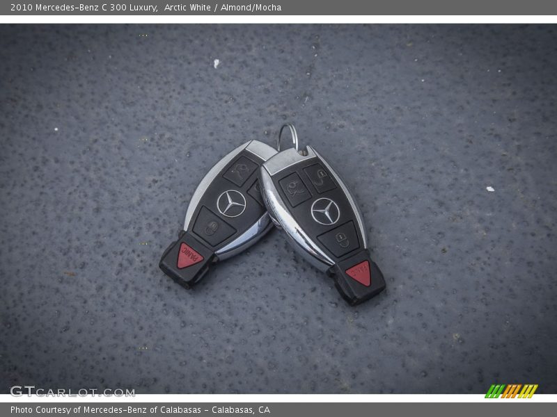 Keys of 2010 C 300 Luxury