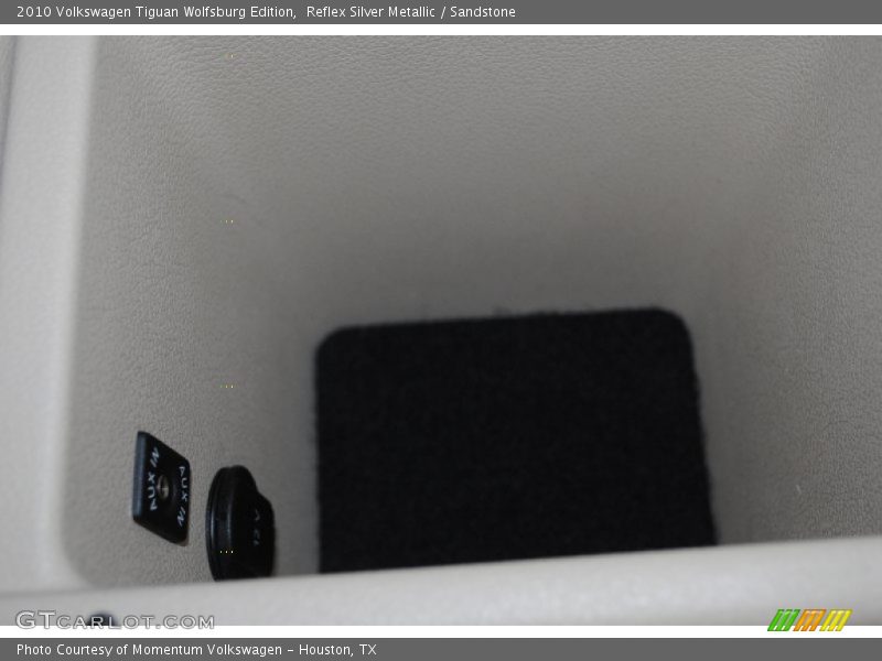Reflex Silver Metallic / Sandstone 2010 Volkswagen Tiguan Wolfsburg Edition