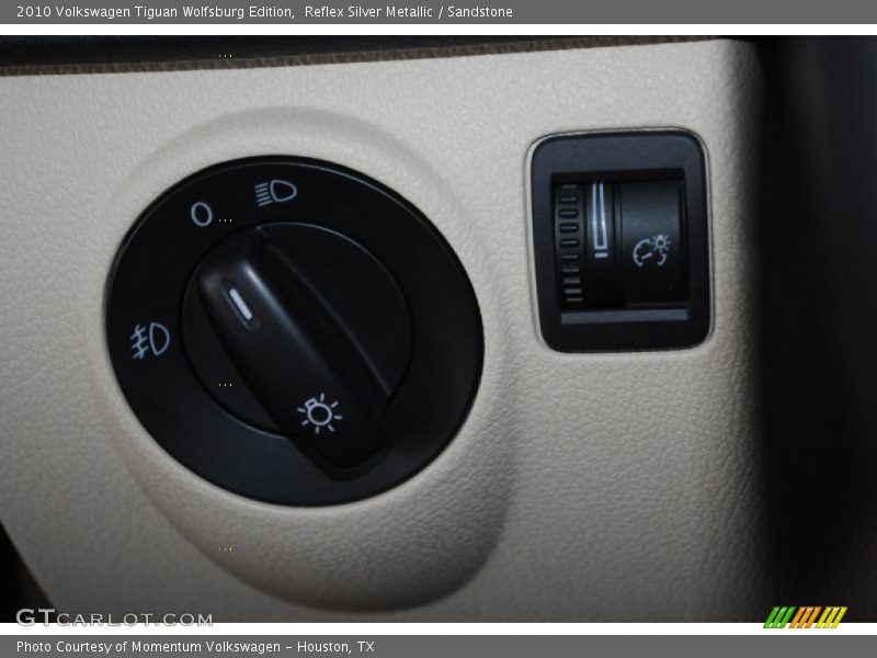 Reflex Silver Metallic / Sandstone 2010 Volkswagen Tiguan Wolfsburg Edition