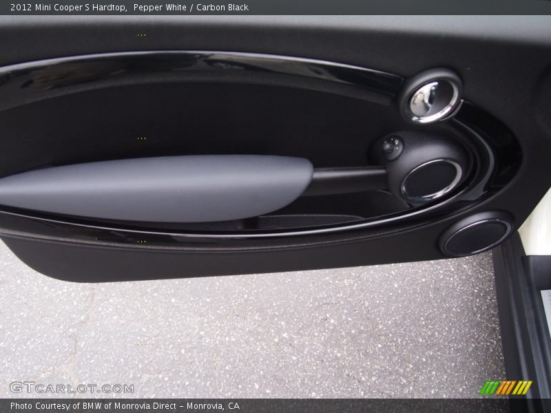 Pepper White / Carbon Black 2012 Mini Cooper S Hardtop