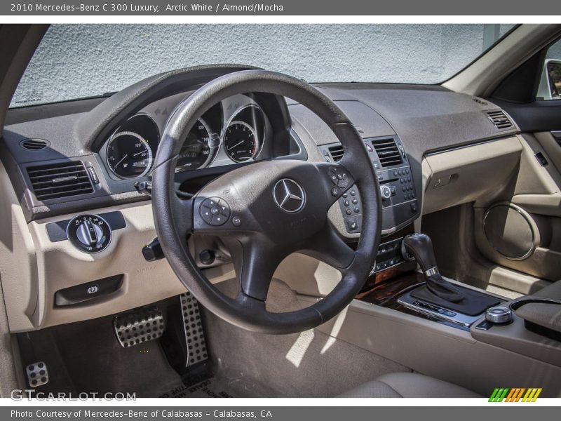 Dashboard of 2010 C 300 Luxury