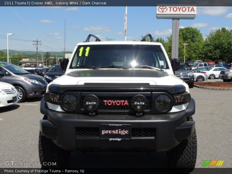 Iceberg White / Dark Charcoal 2011 Toyota FJ Cruiser 4WD