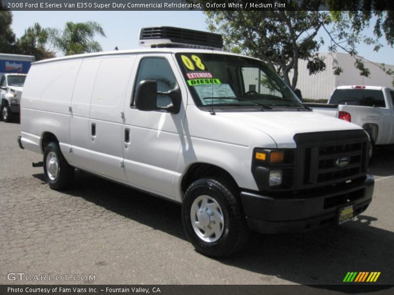 Front 3/4 View of 2008 E Series Van E350 Super Duty Commericial Refriderated
