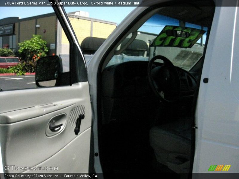 Oxford White / Medium Flint 2004 Ford E Series Van E350 Super Duty Cargo