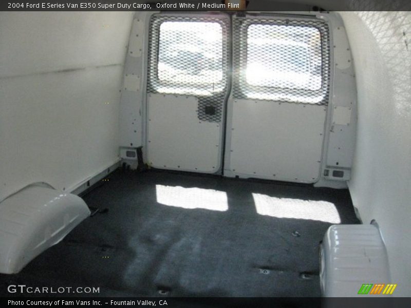 Oxford White / Medium Flint 2004 Ford E Series Van E350 Super Duty Cargo