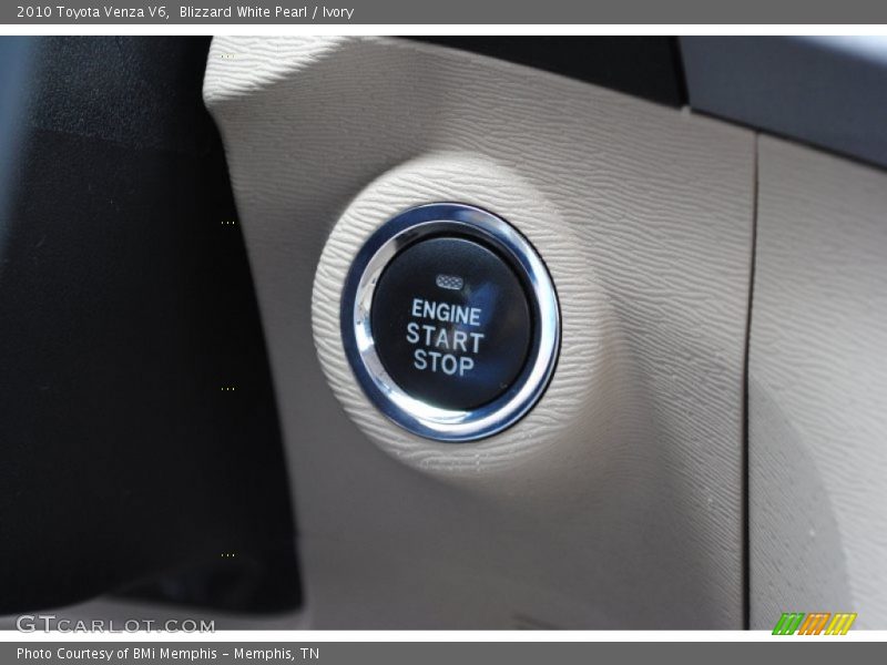 Blizzard White Pearl / Ivory 2010 Toyota Venza V6
