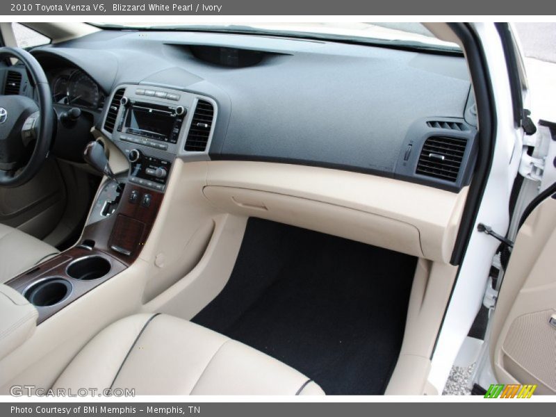 Blizzard White Pearl / Ivory 2010 Toyota Venza V6
