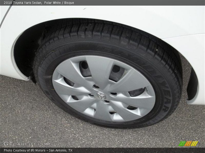 Polar White / Bisque 2010 Toyota Yaris Sedan