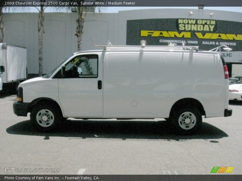 Summit White / Medium Pewter 2009 Chevrolet Express 2500 Cargo Van