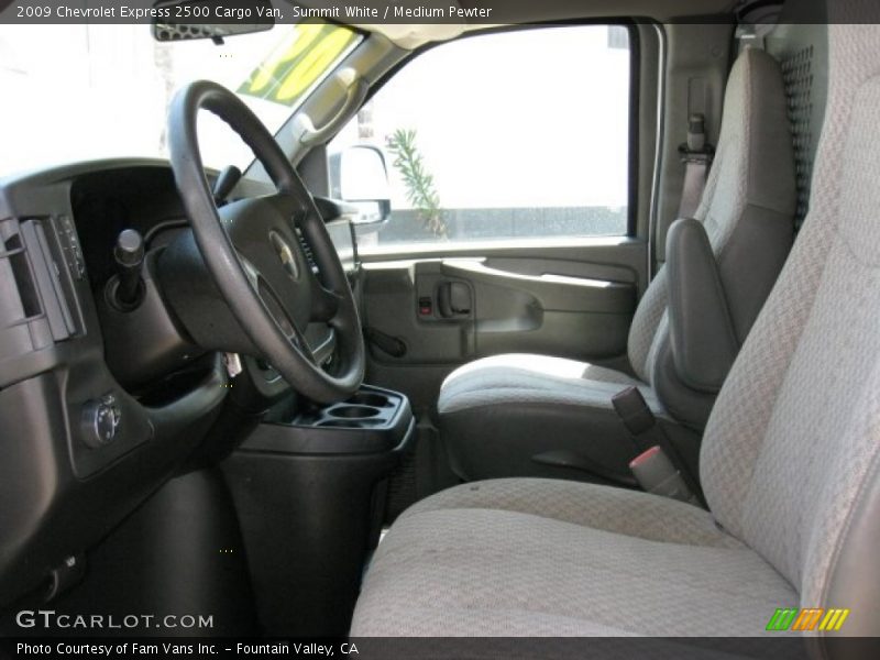 Summit White / Medium Pewter 2009 Chevrolet Express 2500 Cargo Van