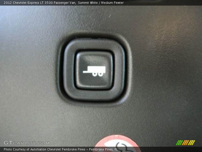 Summit White / Medium Pewter 2012 Chevrolet Express LT 3500 Passenger Van