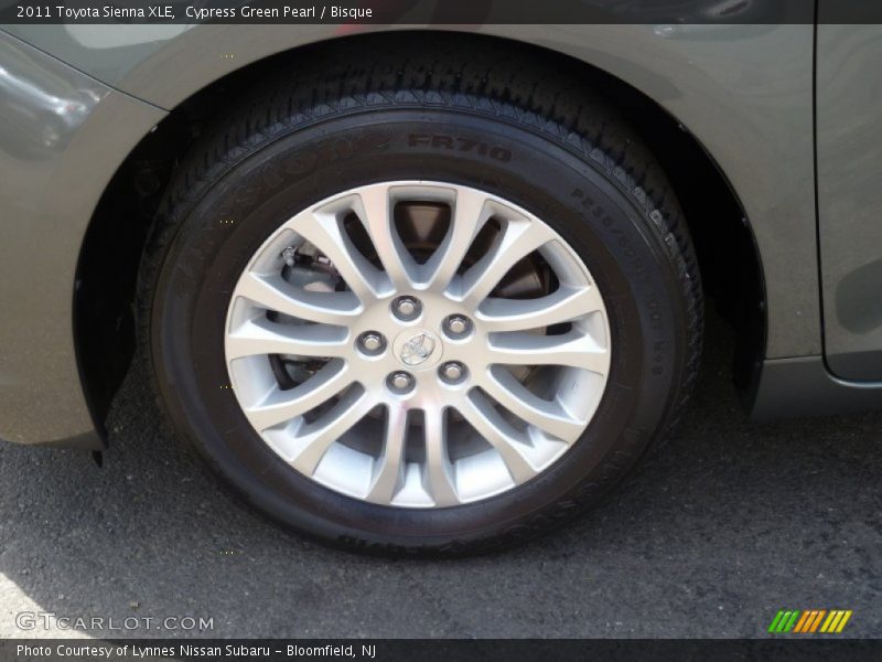 Cypress Green Pearl / Bisque 2011 Toyota Sienna XLE