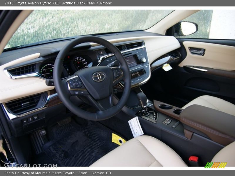 Attitude Black Pearl / Almond 2013 Toyota Avalon Hybrid XLE