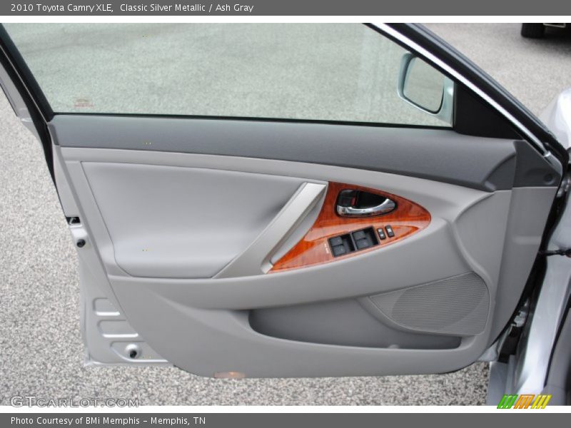 Classic Silver Metallic / Ash Gray 2010 Toyota Camry XLE
