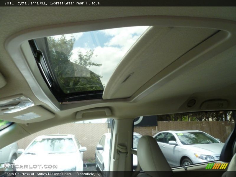 Cypress Green Pearl / Bisque 2011 Toyota Sienna XLE